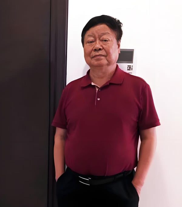 6390292251818887054771262