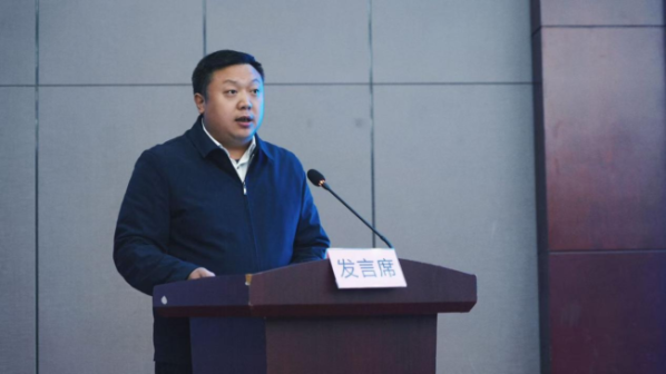 fa42ff2181e5ab9ff9a3daf92af6c25fu1