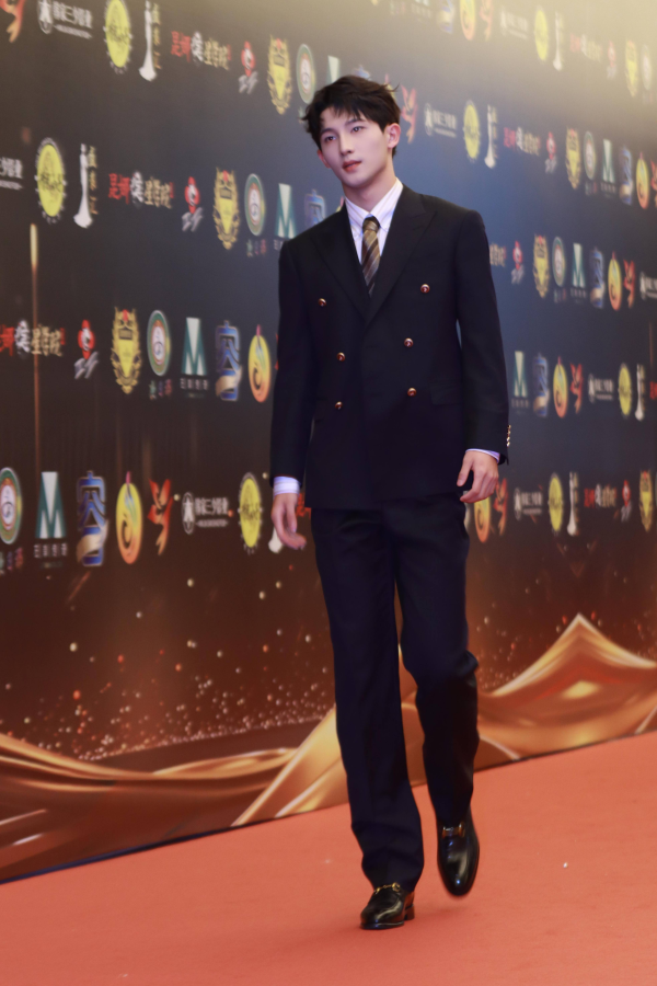 imagesOyVwrJVQLALy imagesOyVwrJVQLALy