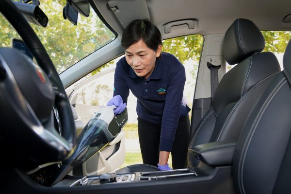 6390960283922601426568401