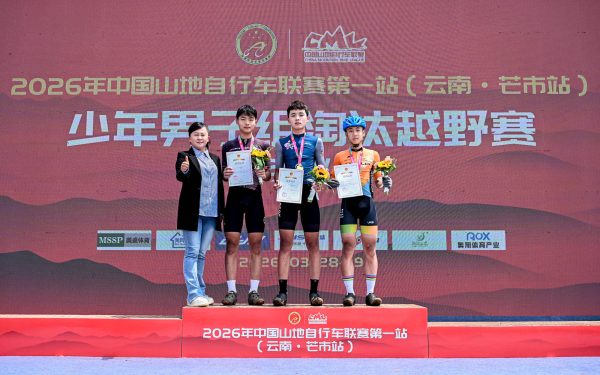 fd5fbf094ed94293a8decc574db43a17-1