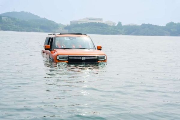 202604251723581157116009-1