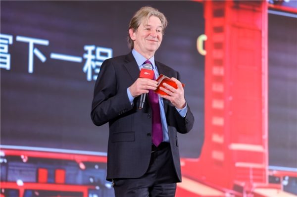 2026042817144299327.001