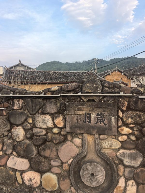 26040909283252650695 26040909283252650695