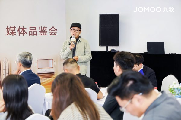 6391074357141002359883694