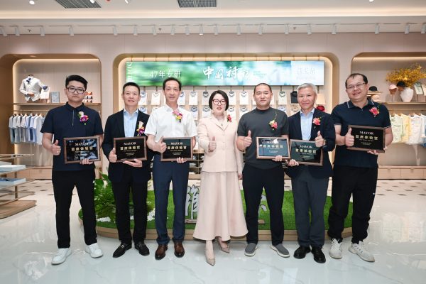 6391218769010975577297065