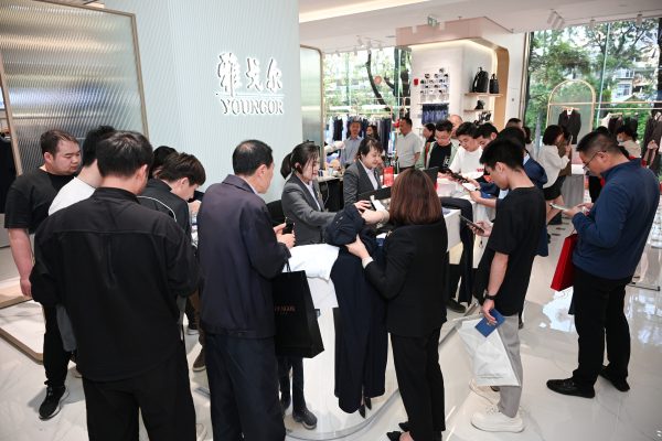 6391218771925329982559964