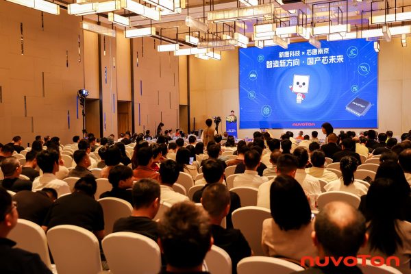 e6a82e18ff6a47d68635c78ea63c83cb